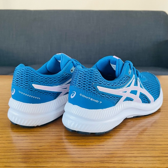 ASICS Contend 7 Women’s Size 5 - Picture 12 of 16